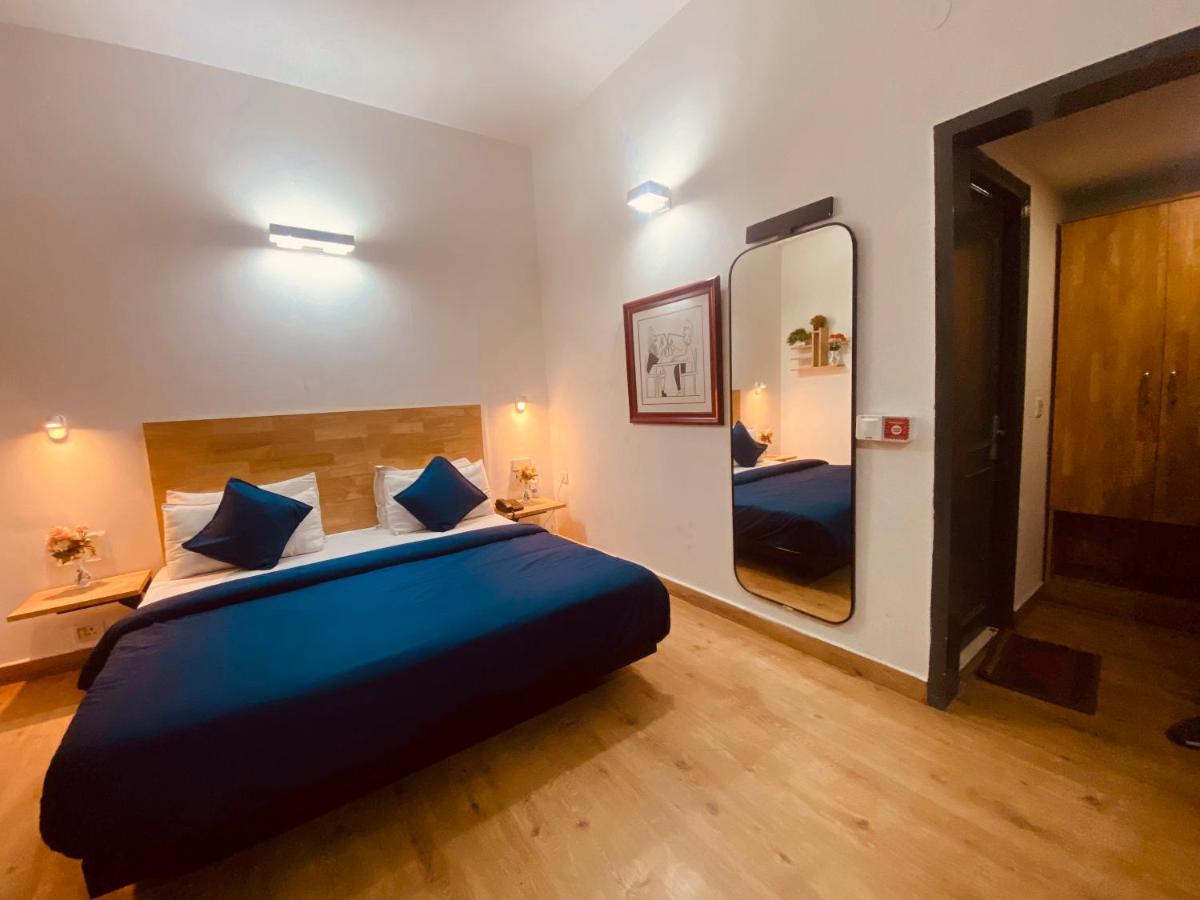 Divine Inn Couple Friendly Hotel Near Sector 51 Metro Station Noida Exteriér fotografie