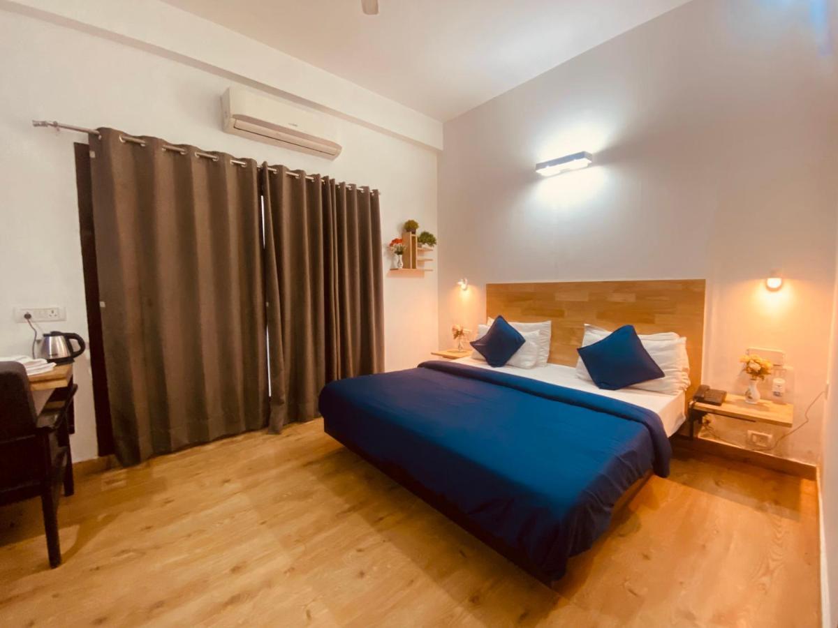 Divine Inn Couple Friendly Hotel Near Sector 51 Metro Station Noida Exteriér fotografie