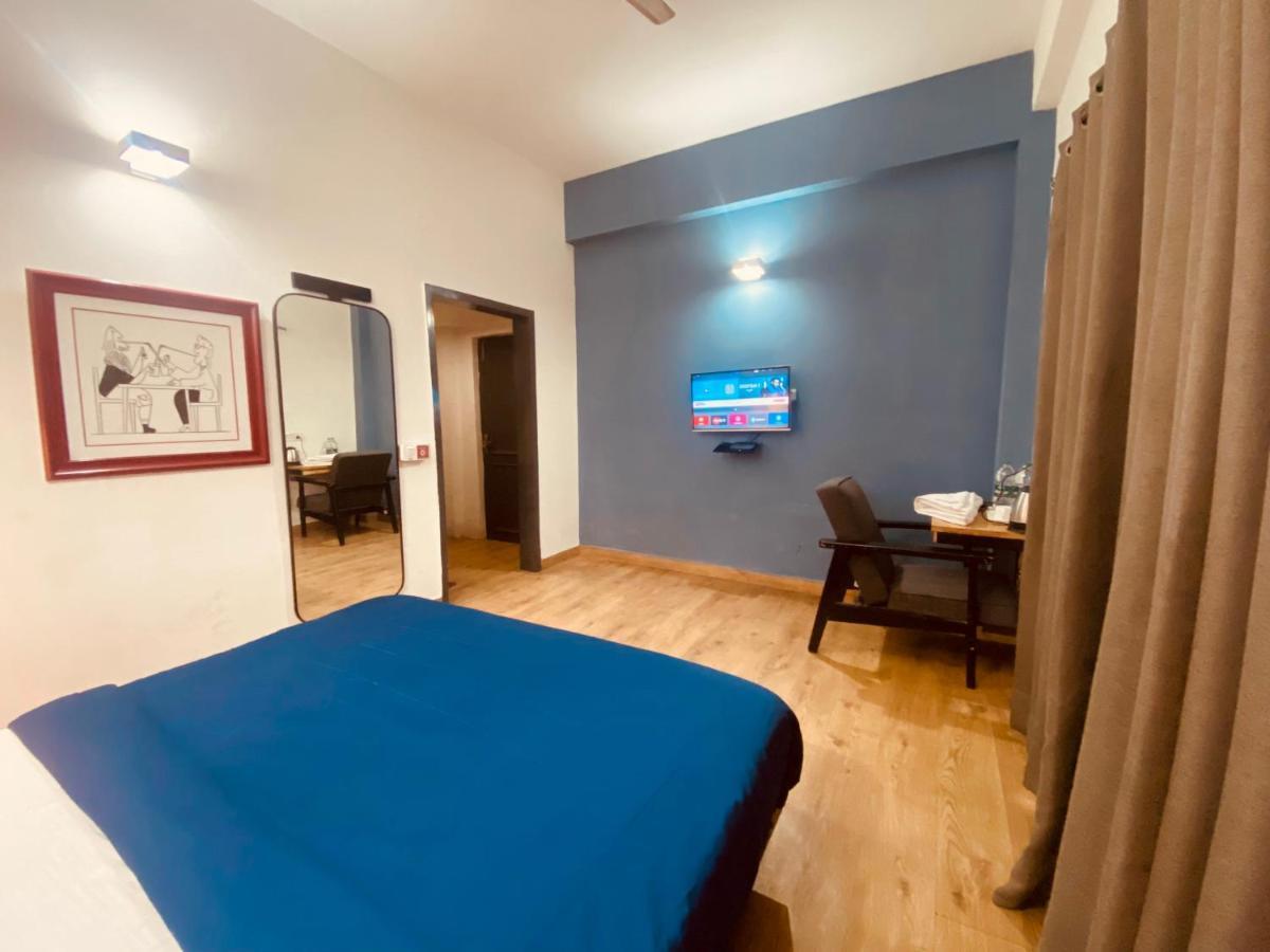 Divine Inn Couple Friendly Hotel Near Sector 51 Metro Station Noida Exteriér fotografie