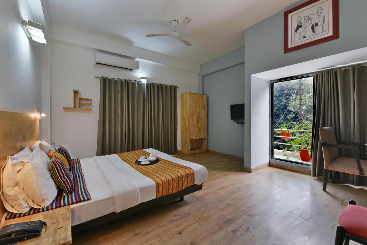 Divine Inn Couple Friendly Hotel Near Sector 51 Metro Station Noida Exteriér fotografie